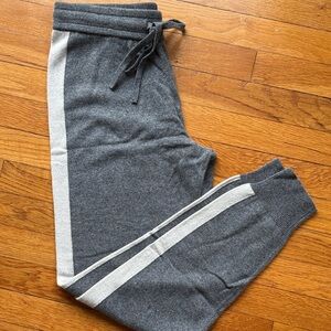 Saks Fifth Avenue Gray Cashmere joggers with drawstring. Like new!